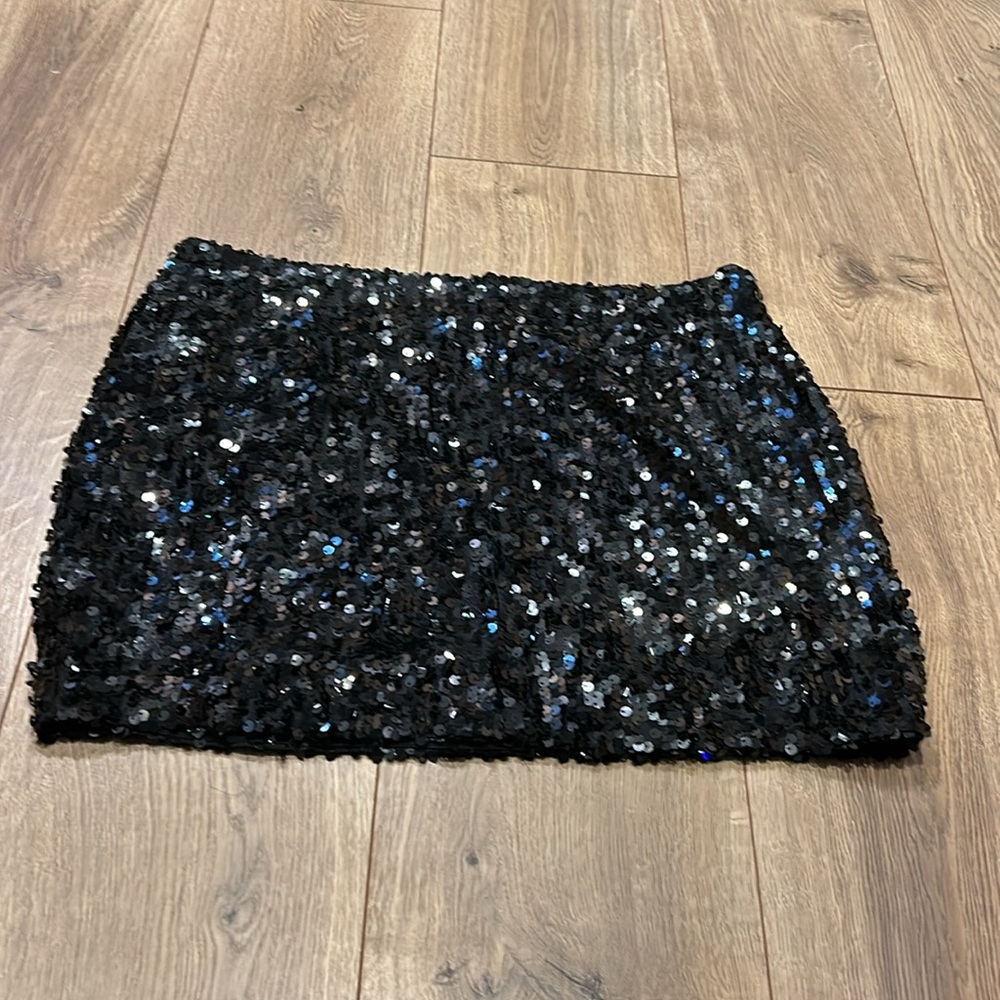 sequin skirt - Picture 2 of 7